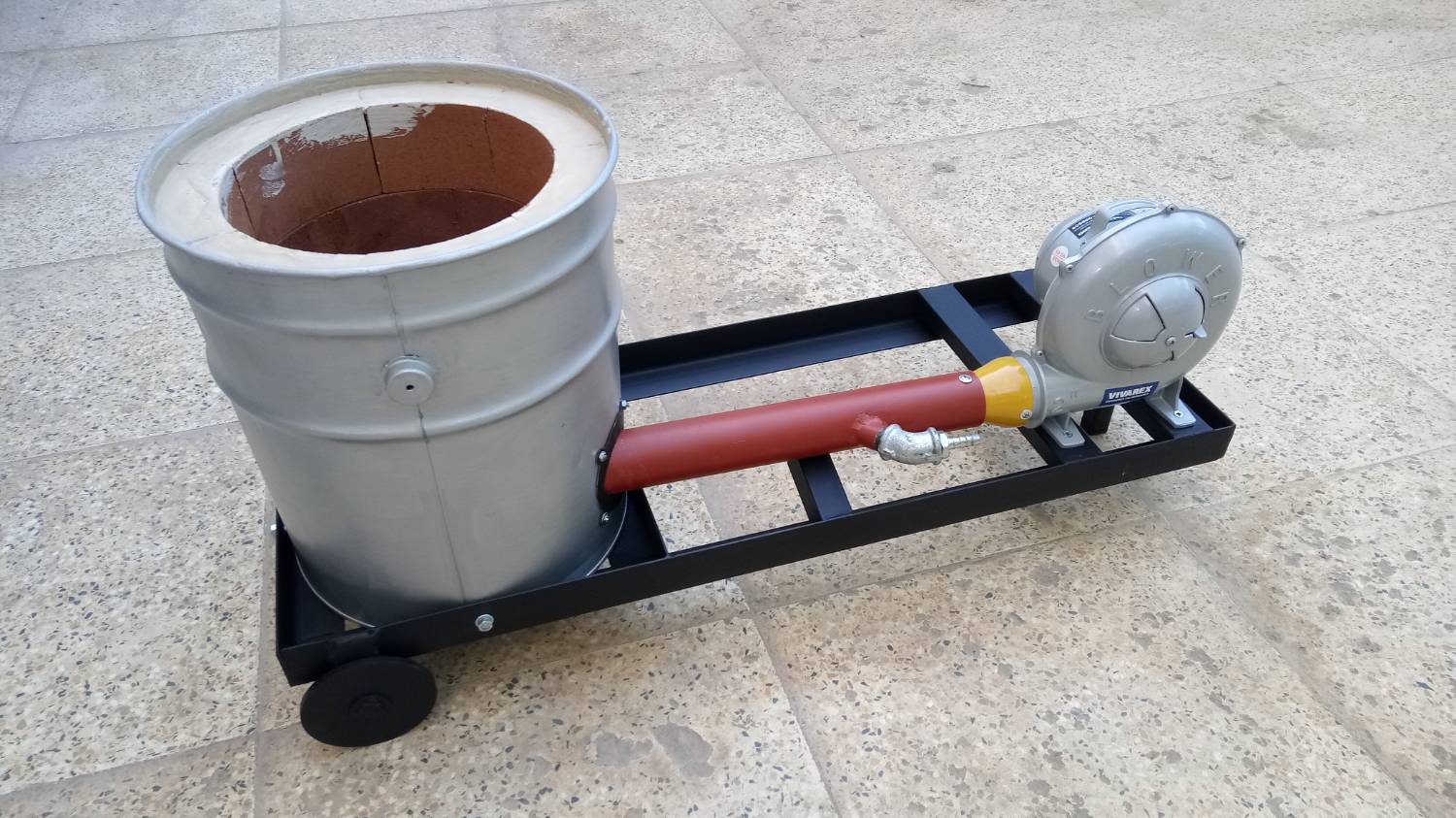 تصویر بند انگشتی شماره 19 برای محصول کوره ذوب آلومینیوم دمیرون DT12000
